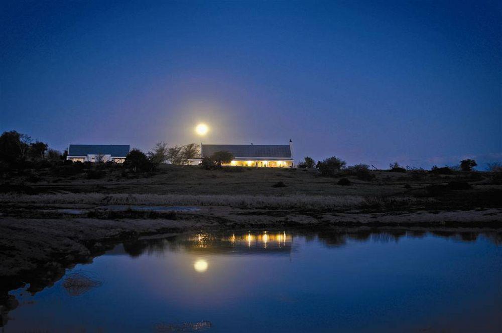 Riverbend Lodge อัดโด ภายนอก รูปภาพ